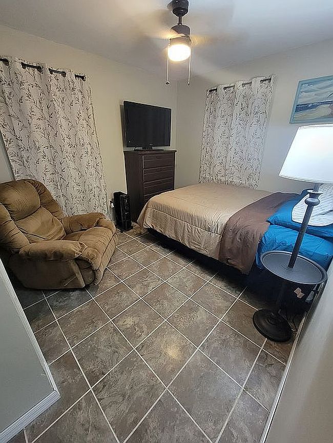 Image of 14 Evergreen Pl
