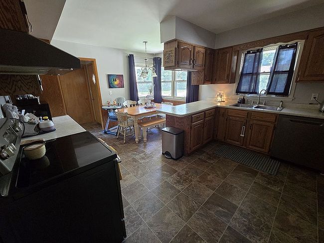 Photo of 301 Lane Ave, Kingsford, MI