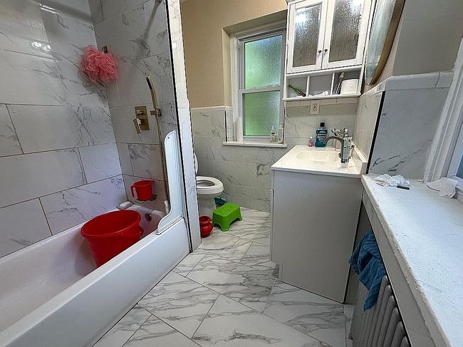 Photo of 5339 Spruce St, Philadelphia, PA