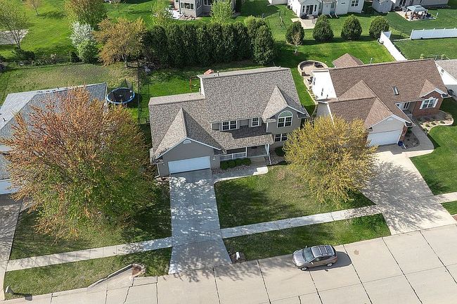 Image of 965 Hampshire Dr