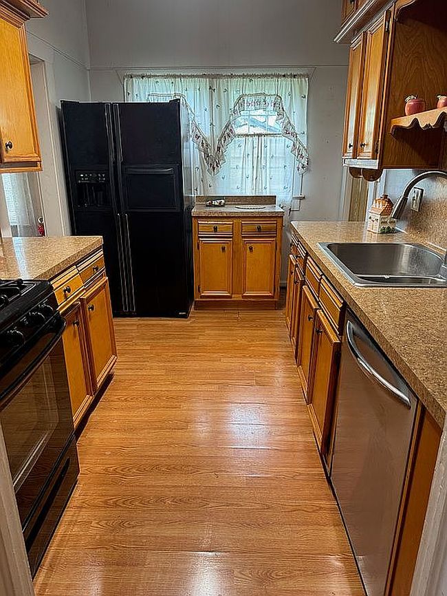 Photo of 15620 Avenue C, Channelview, TX