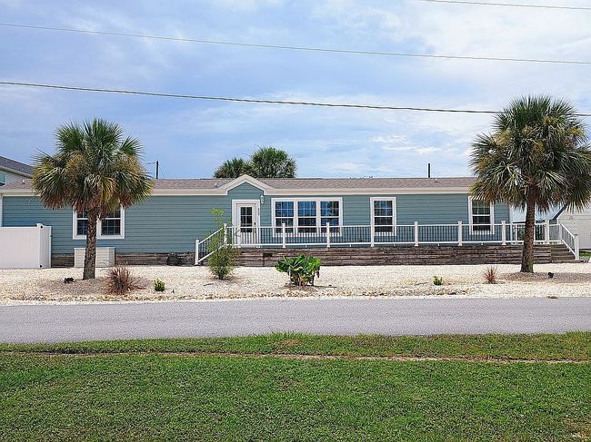 Photo of 409 Florida Ave, Mexico Beach, FL