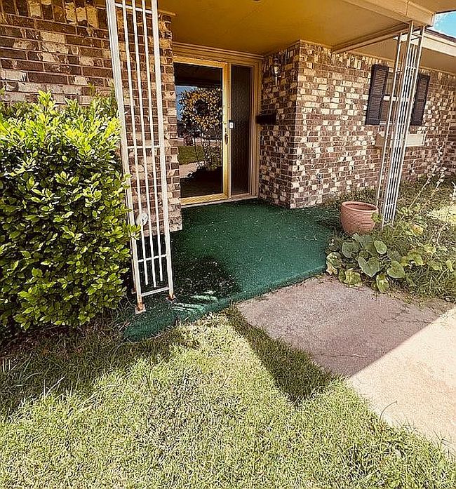 Photo of 2018 Rice Dr, Levelland, TX