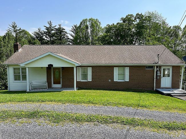 Additional photo 1 of property located at 161 Loop Cir