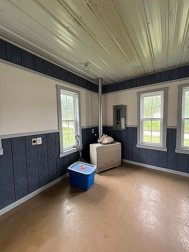 Photo of 701 S Le Fevre Ave, Salisbury, MO