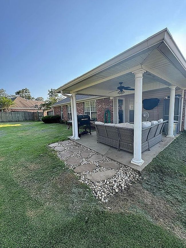 Image of 128 Cherry Bark Way