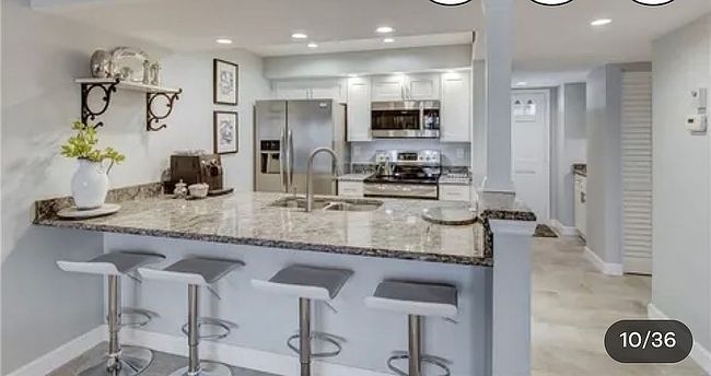 Photo of 835 18th St Apt 410, Vero Beach, FL
