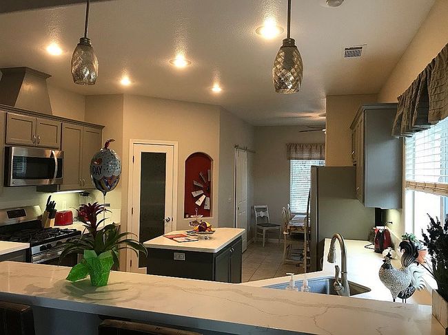 Image of 1050 Hillsdale Ct