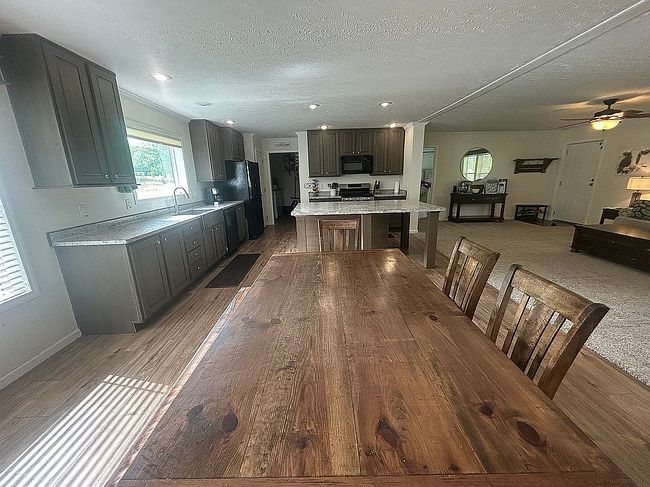 Photo of 174 Bernadine Ln, Garrison, KY