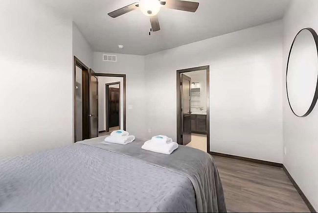 Image of 2504 E Copalis Pl