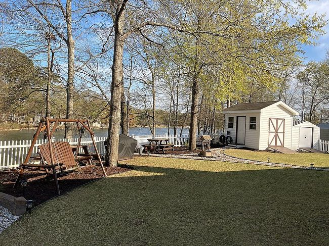 Image of 266 Roberts Trl