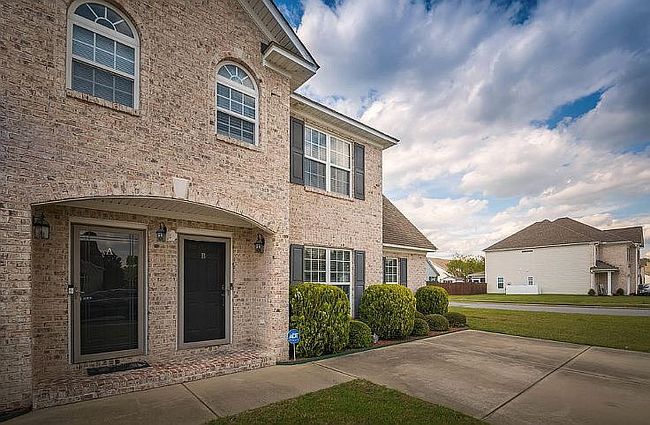 Photo of 1601 Cambria Dr #B, Greenville, NC