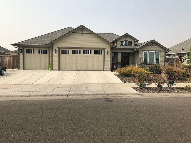 Photo of 57 Beacham Loop, Chico, CA