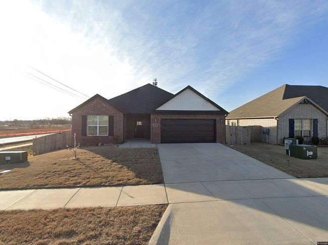 Photo of 550 Piper Ln