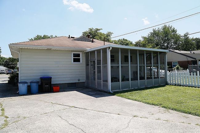 Photo of 3106 Dogwood Dr, Louisville, KY