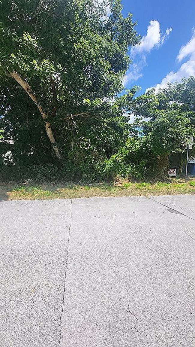 Photo of 421 Collins St, Key Largo, FL