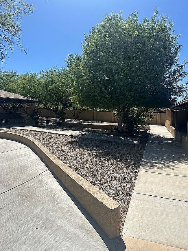 Image of 321 Camino Caballo