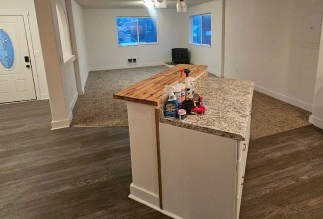 Image of 614 S Reiger Ave