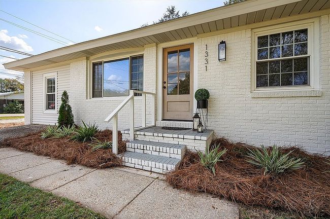 Image of 1331 Alvarez Dr
