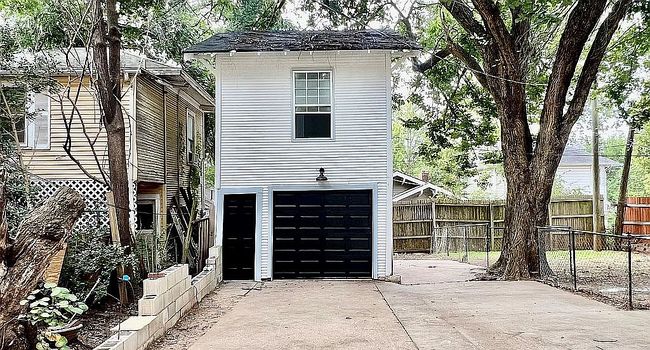 Image of 1348 E 18th St