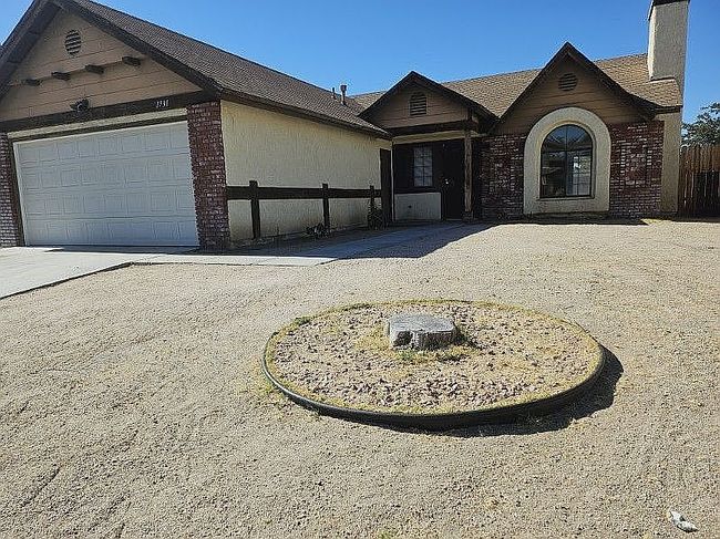 Photo of 1731 W Avenue K9, Lancaster, CA
