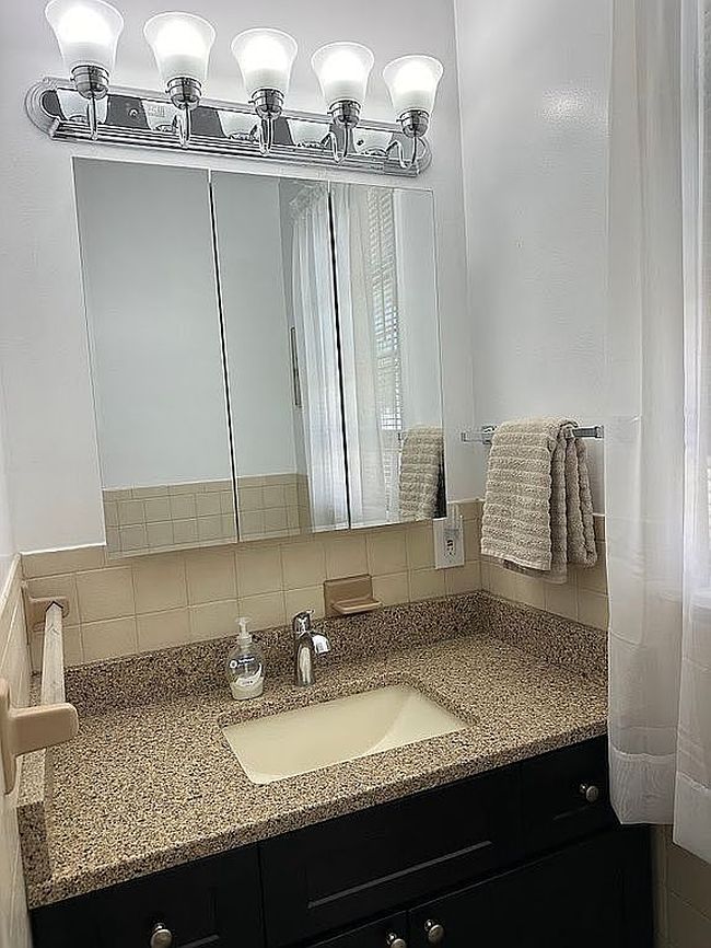 Image of 46 Harris Ave