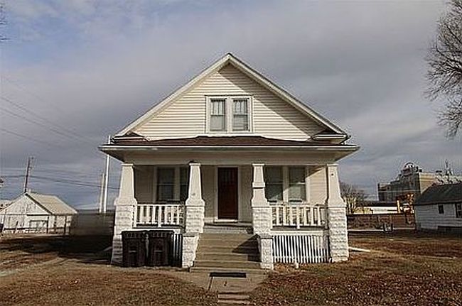 Image of 926 N 8th St