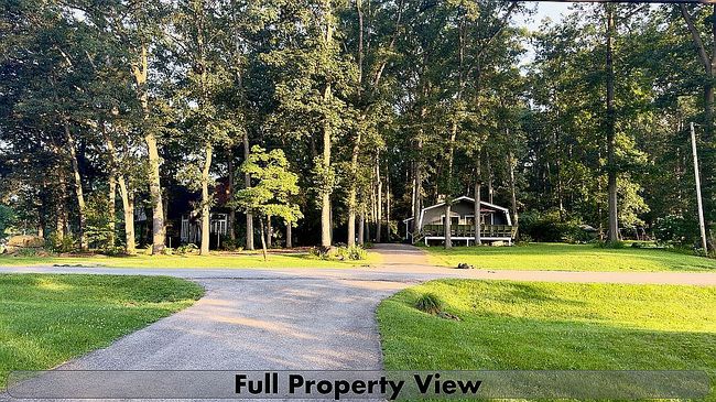 Photo of 195 Lake Meade Dr, East Berlin, PA