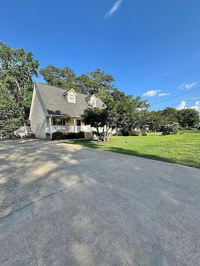 Photo of 410 Gordon St, Lagrange, GA