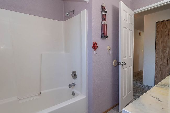 Photo of 416 Corona Loop Rd, Roseburg, OR