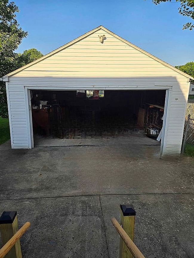 Photo of 1135 Keefer Rd, Girard, OH