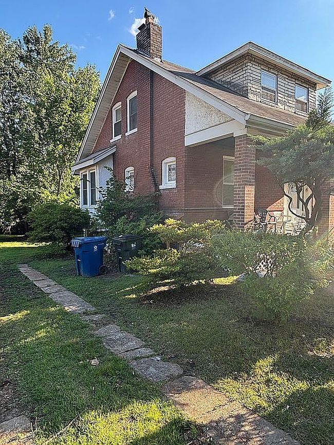 Photo of 7730 Snowden Ave, Saint Louis, MO