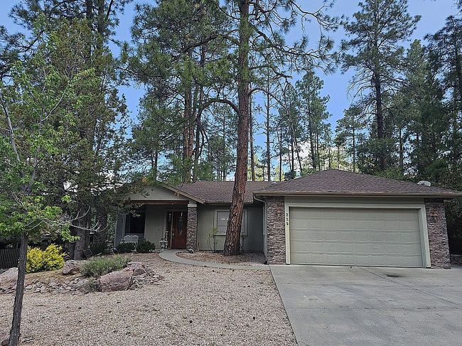 Photo of 225 Horse Shoe Loop, Prescott, AZ