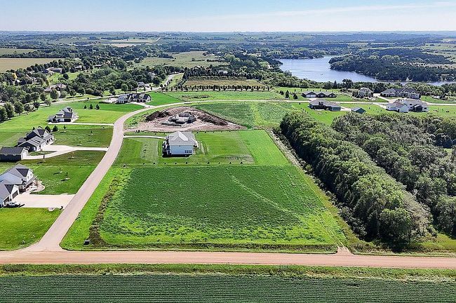 Photo of 27201 Cedar Ridge Ct, Harrisburg, SD