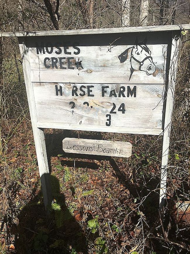 Image of 1152 Moses Creek Rd