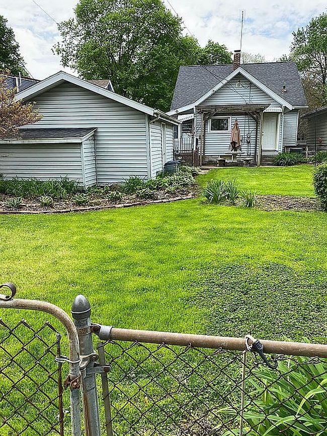 Image of 1309 Poplar St