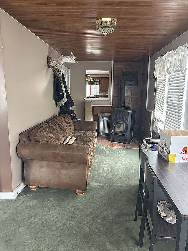 Photo of 10 Mill St, Poland, NY