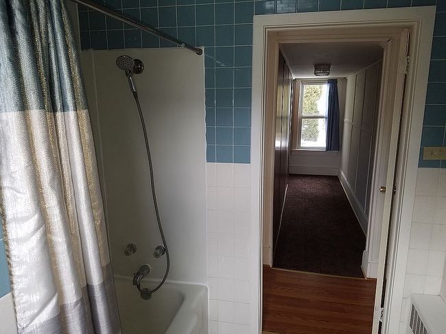 Photo of 64 W Garibaldi Ave, Nesquehoning, PA
