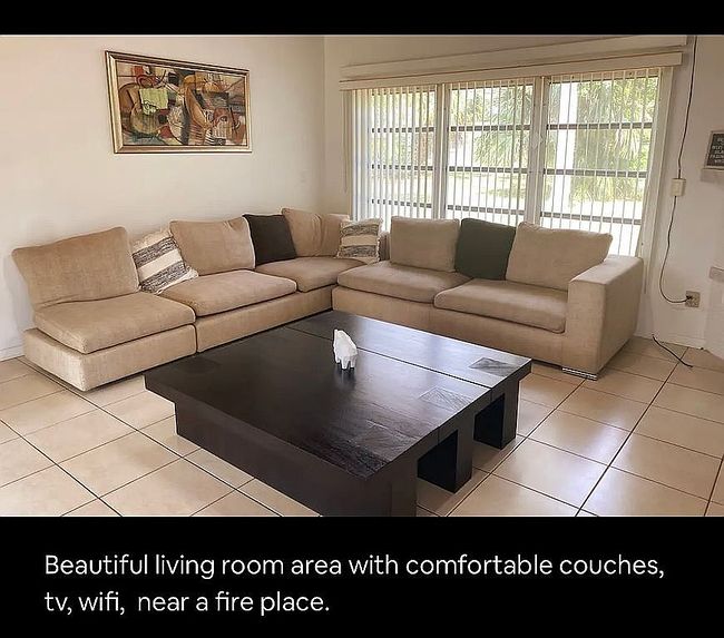 Photo of 400 Espanola Way, Melbourne, FL