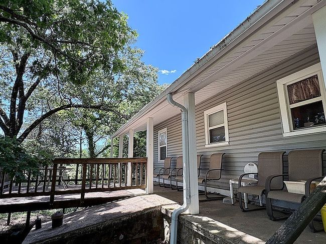 Image of 162 Chaparral Ln