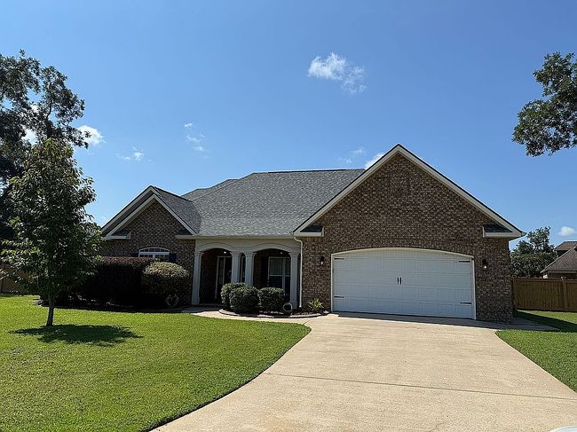 Photo of 109 Oxfordshire Ct