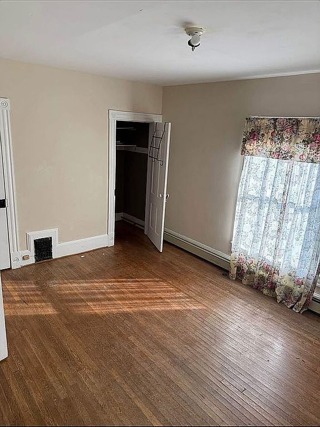 Photo of 398 E Main St, Canton, PA