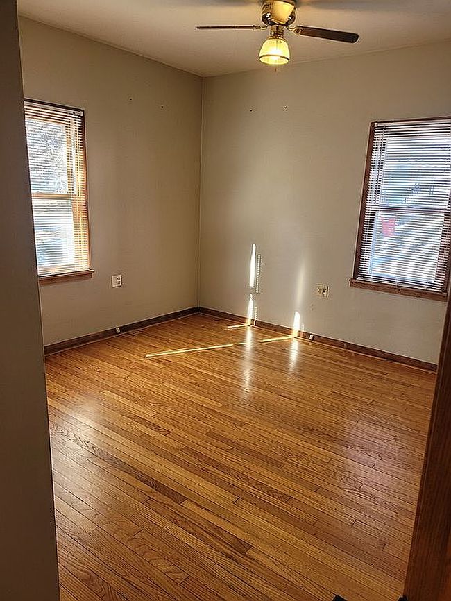 Image of 201 W Stanage Ave