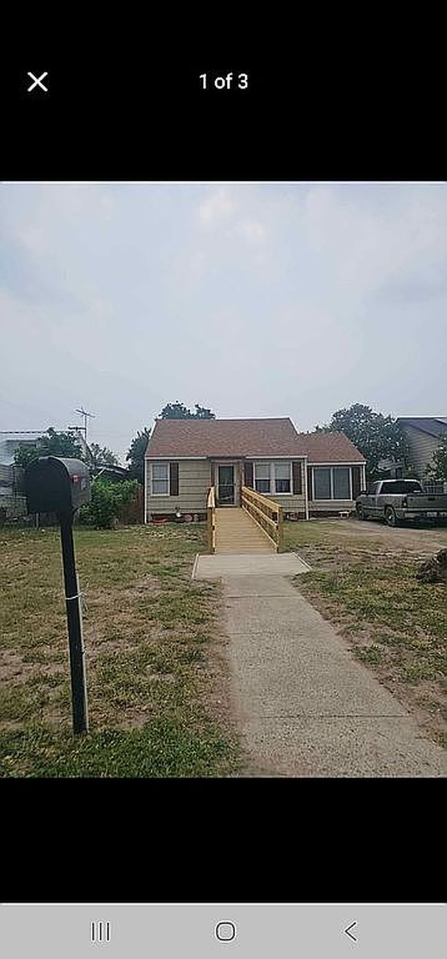 Photo of 1005 N 3rd St, Mcallen, TX