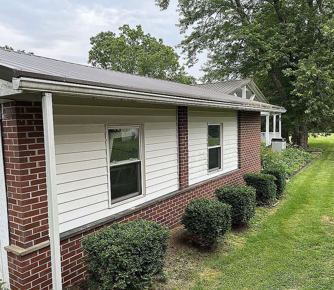 Photo of 136 Nu Chance Dr, Ravenswood, WV