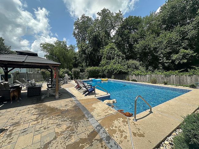 Photo of 122 Andover Rd, Jackson, NJ