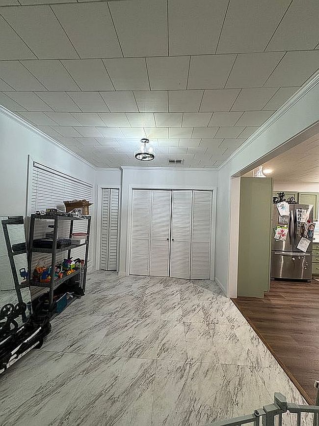 Image of 114 S Saint Peter St