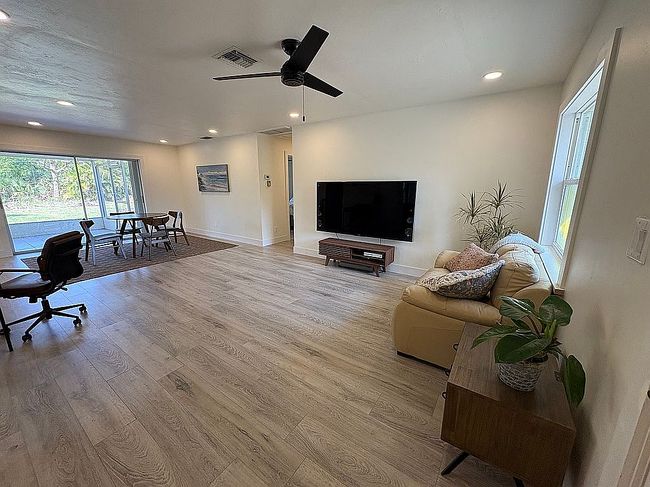Preview of property located at 3628 Tropical Point Dr
