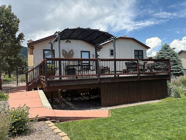 Photo of 514 Crystal Hills Blvd, Manitou Springs, CO
