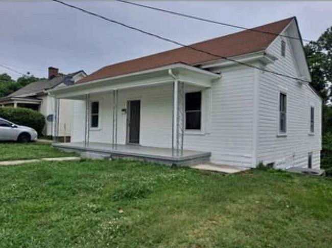 210 Farrar St, Danville, VA